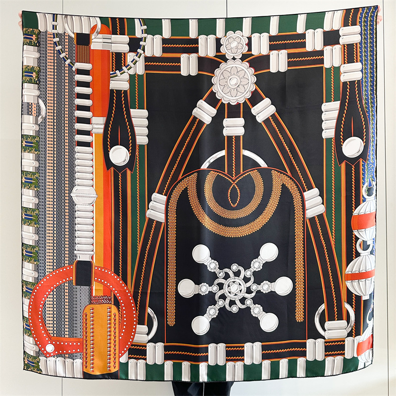 Travel Accessories Neck - Seidenschal mit Satteldruck, Luxus-Designer, handgerollte Kanten,