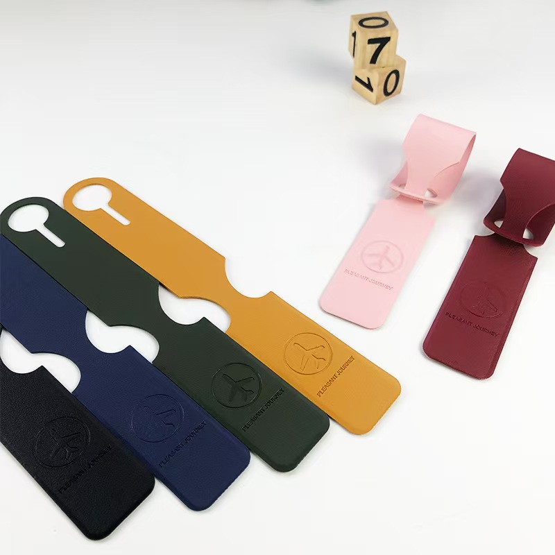 Travel Accessories B&M - Personalisierter Reisegepäckanhänger aus PU-Leder, Koffer-Adress-ID-Etikett, Flugzeug-Design,