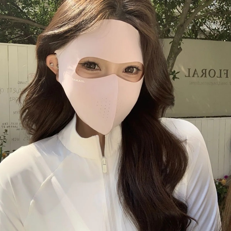 Neue UV-Gesichtsmaske für das  – Travel Accessories Aesthetic Bewertung und Preis